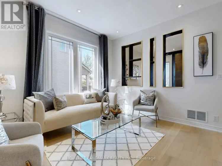 Beautiful 4+2 Bedroom Detached Home in Aurora