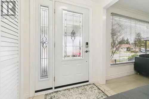 4 1 Bedroom Semi Detached Home In Applewood Mississauga