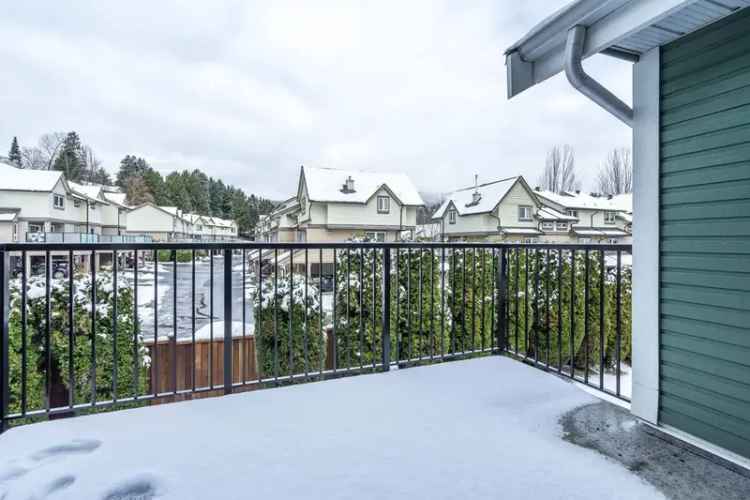 1985 SQFT 3 Bed 2 Bath Townhome in Falcon Gate