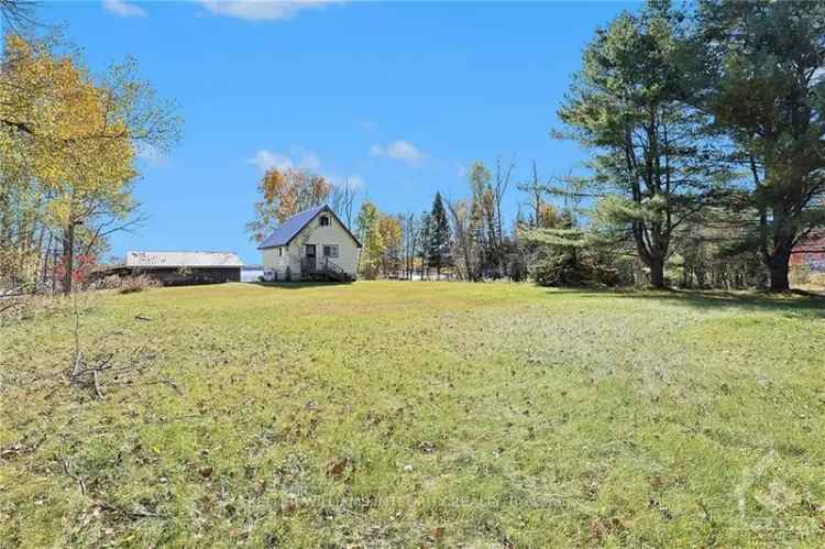 House For Sale in North Algona Wilberforce, Ontario