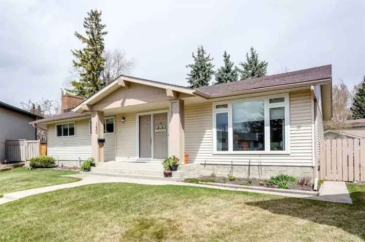 Varsity Bungalow 3 1 Bedroom 2 5 Bath Spacious Home Large Lot