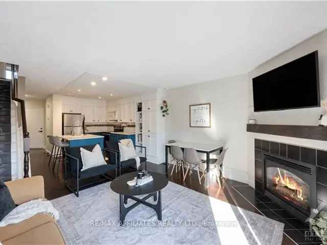 Arnprior Townhome 3 Beds Updated Kitchen Family Room Private Backyard