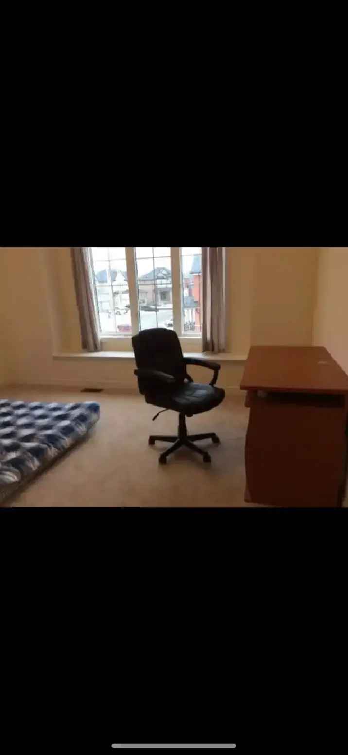 Scarborough large room for single