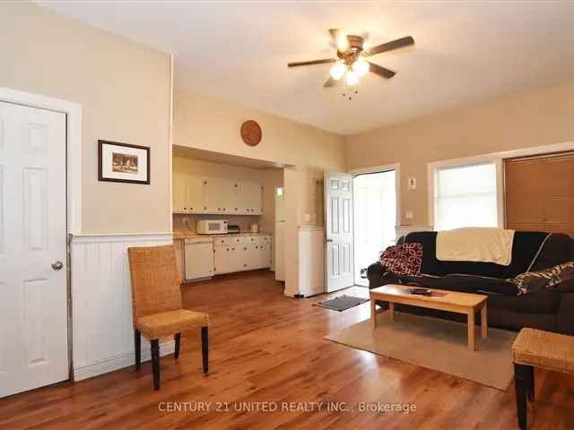 Charming 2-Bedroom Home in Norwood