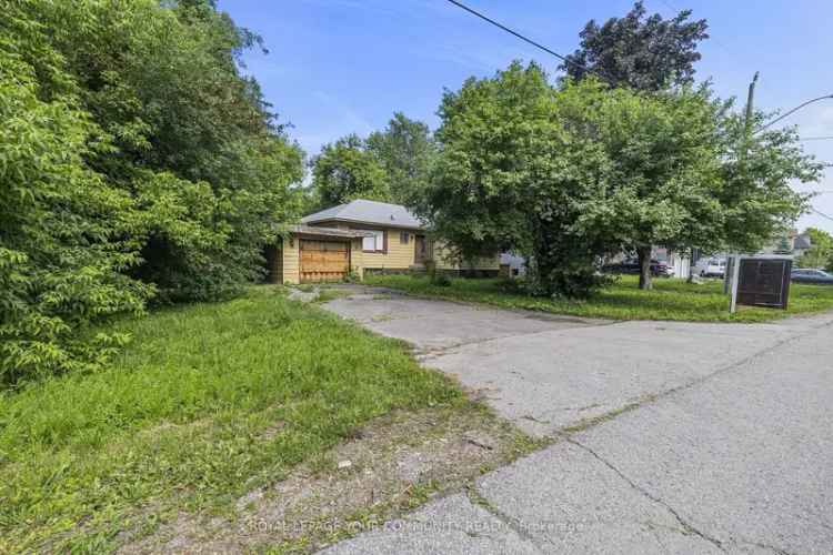 House For Sale in Richmond Hill, Ontario