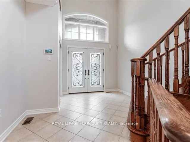 Luxury Upgraded Home with Cathedral Ceiling and Spacious Basement Apartment