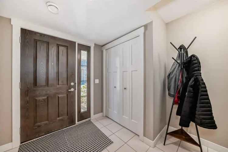 House For Sale in Calgary, Alberta