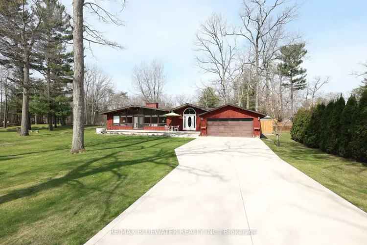 Grand Bend Home Near Lake Huron  Generac Generator 3 Beds