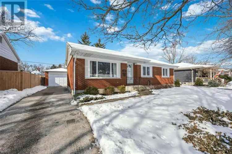 Sarnia Brick Bungalow 3 Bed 2 Bath Detached Garage Family Home