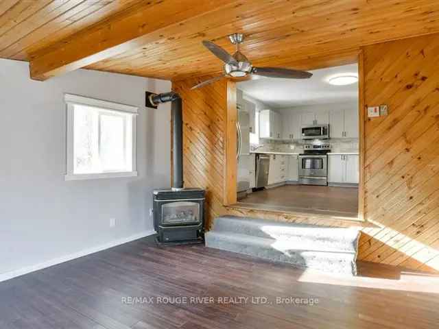 House For Sale in Gravenhurst, Ontario