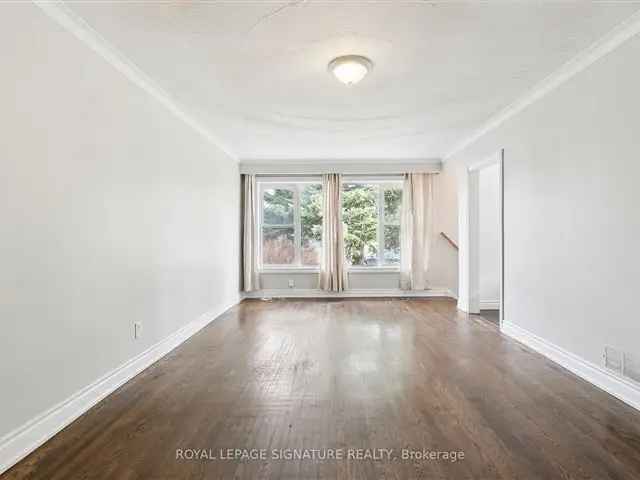 House For Sale in Toronto, Ontario