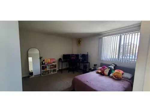 Beltline Calgary Condo for Sale 2 Bed 1.5 Bath