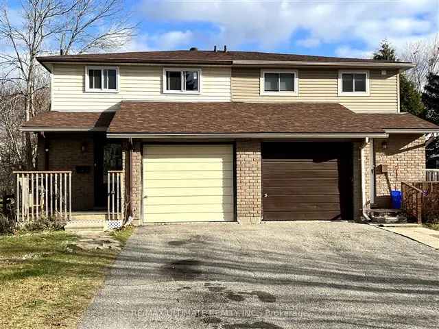 House For Sale in Barrie, Ontario