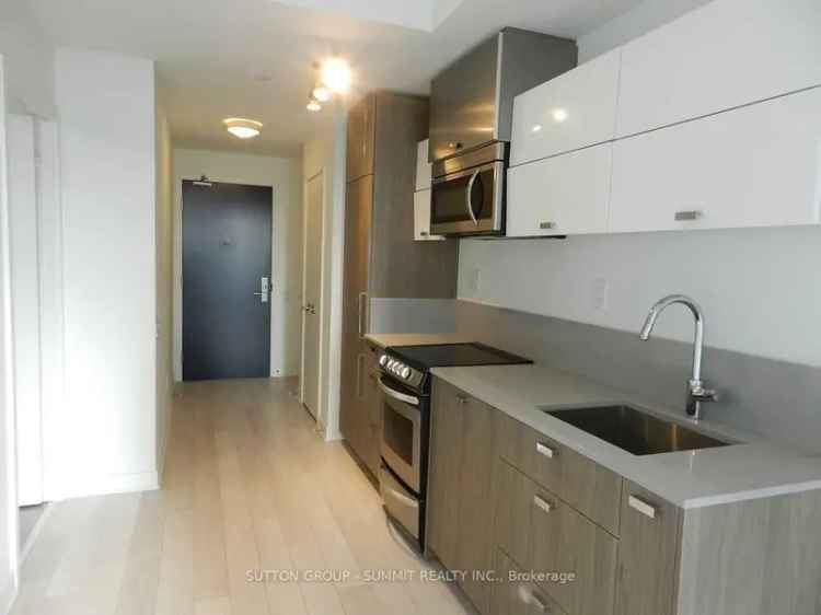 Condo For Rent in 290, Adelaide Street West, Toronto, Ontario