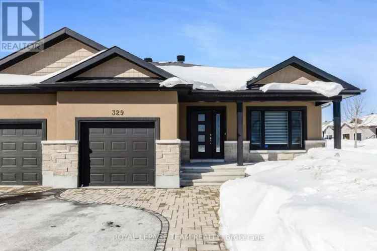 Buy bungalow in Almonte with stunning backyard and modern features