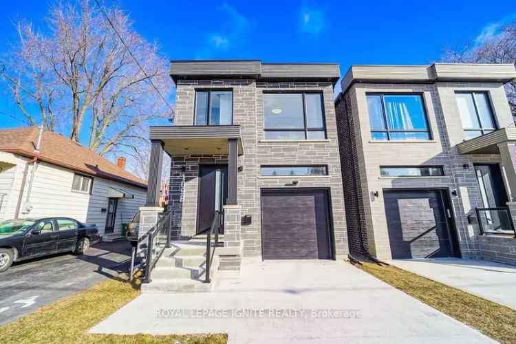 House For Sale in Toronto, Ontario