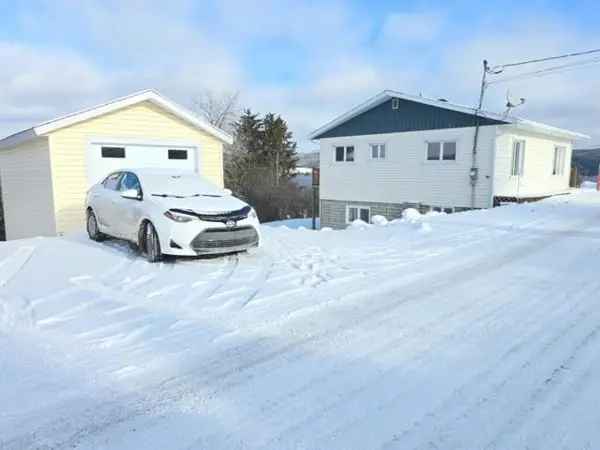 Lakefront Bungalow for Sale Near Marina and Trails