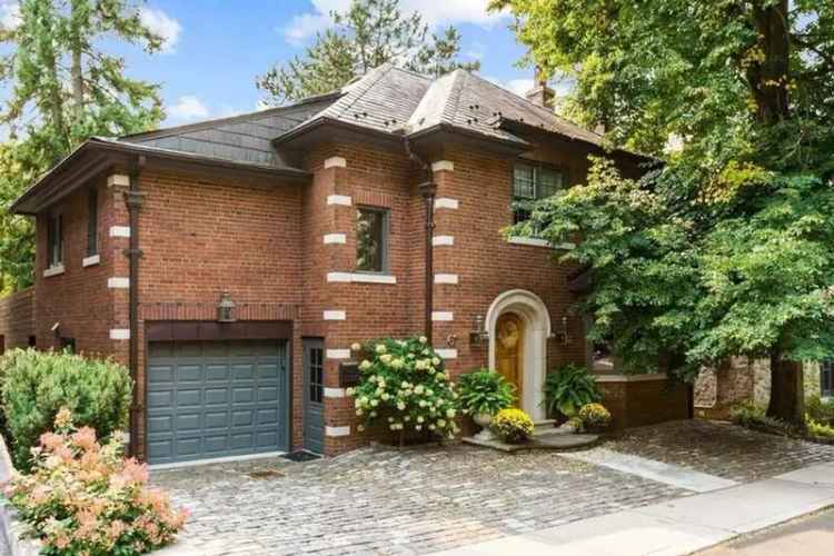 Listed Luxe: $4.2M Rosedale Estate Stands Where Flora Meets Fauna