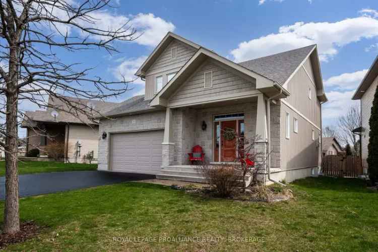 Exceptional 3 1 Bedroom Home in Edgewater Estates