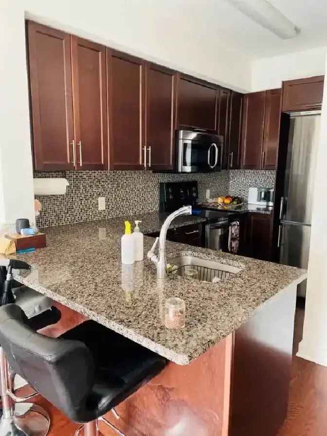 Rent 1 Bedroom Condo in Ottawa with Indoor Parking and Views