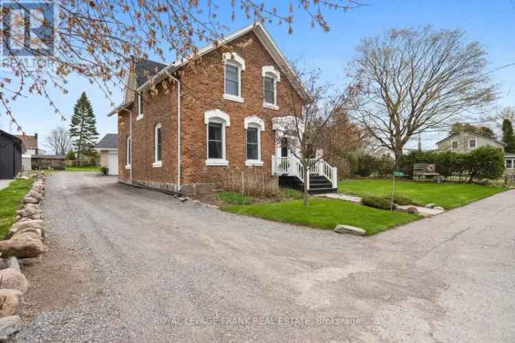 Century Home with Modern Comforts - Spacious Kitchen, 3 Washrooms, 3-Car Garage