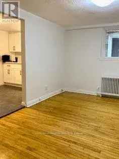 1 room apartment of 286 m² in Toronto