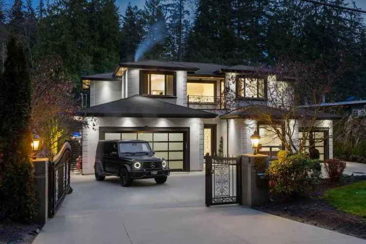 Luxury 12792 sq ft West Vancouver Estate - Gourmet Kitchen Pool 4 Ensuites