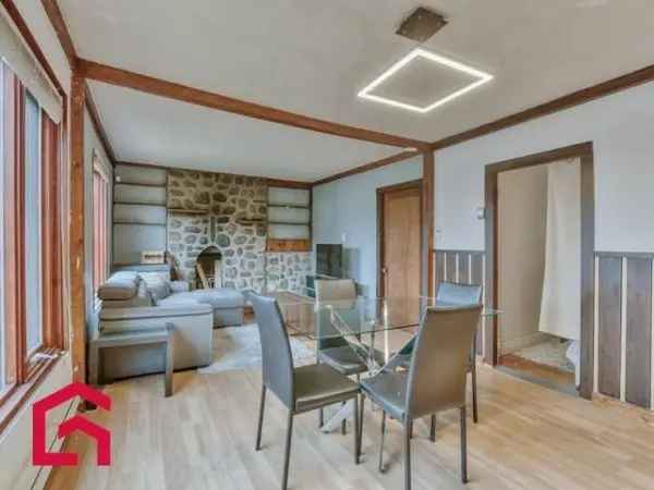 Laurentians Bungalow for Sale 2 Beds 2 Sheds Carport