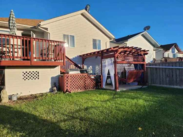 House For Rent in Fort Saskatchewan, Alberta