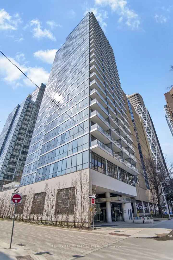 Condo For Sale in Toronto, Ontario