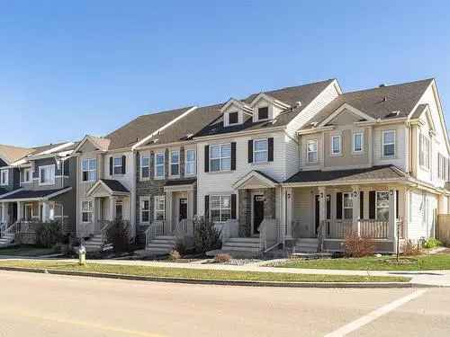 3 Bed 2.5 Bath House in Chappelle Edmonton
