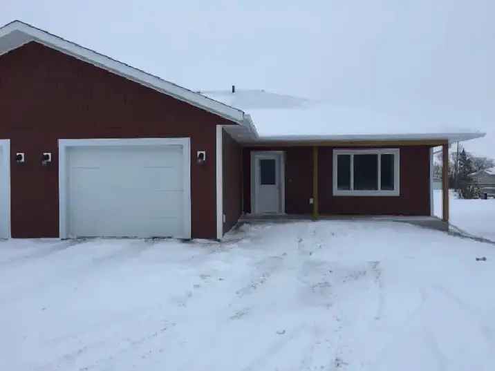 Duplex for Rent in Anola Manitoba