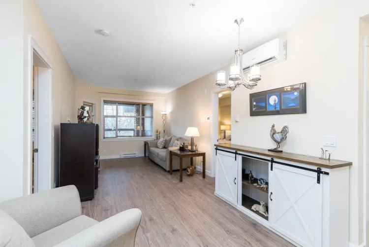 3 Bedroom Condo in Willoughby Heights Langley