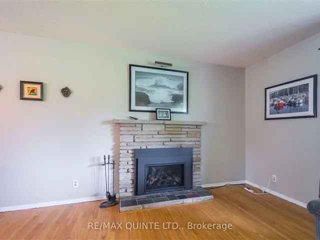 House For Sale in Rossmore, Ontario