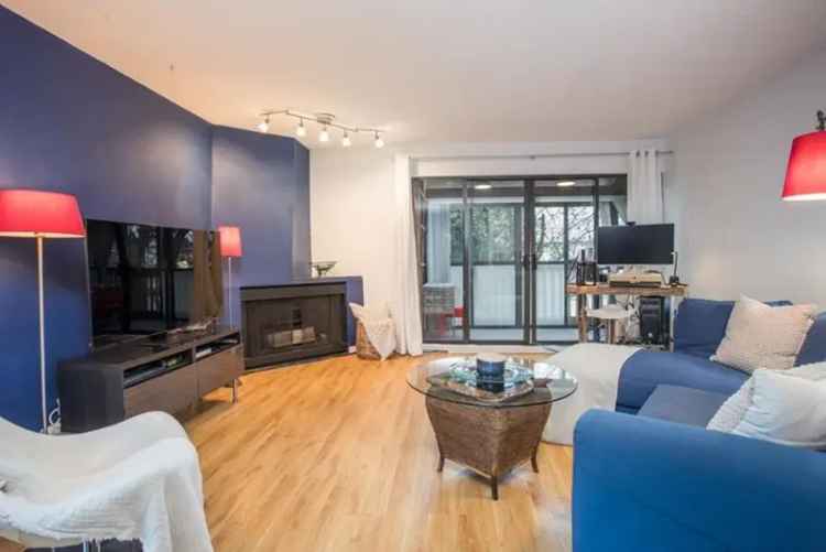 Condo For Sale in New Westminster, British Columbia