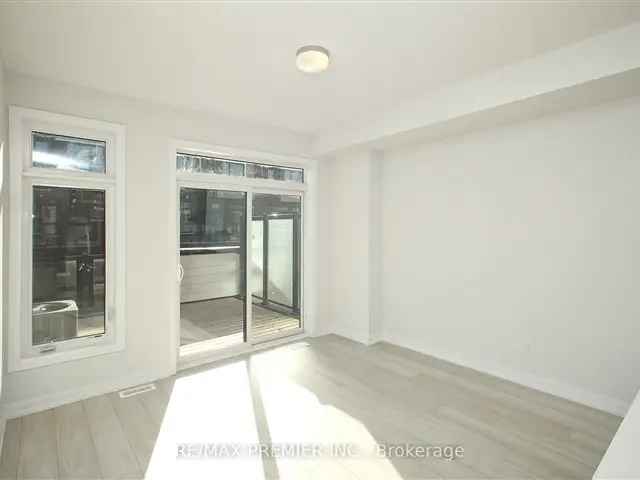 House For Sale in Toronto, Ontario