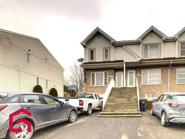 2-Bedroom Semi-Detached House For Sale Laurentides