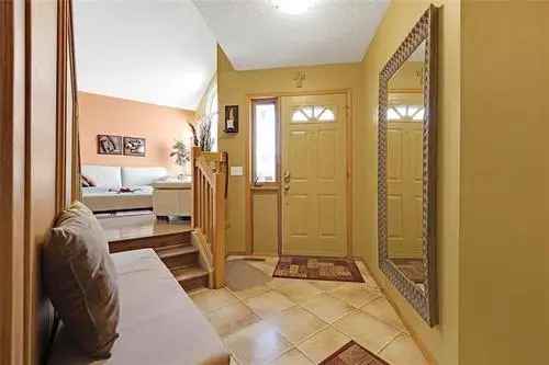 3 Bed 2.5 Bath Custom Built Home in Rivergrove