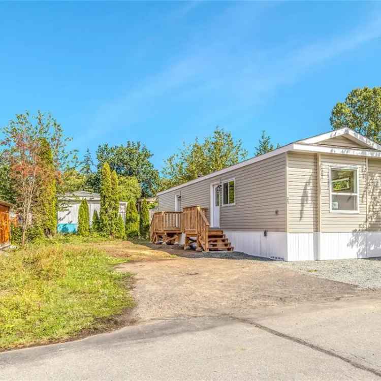 For Sale Manufactured Home in Ed's Mobile Home Park with Modern Features