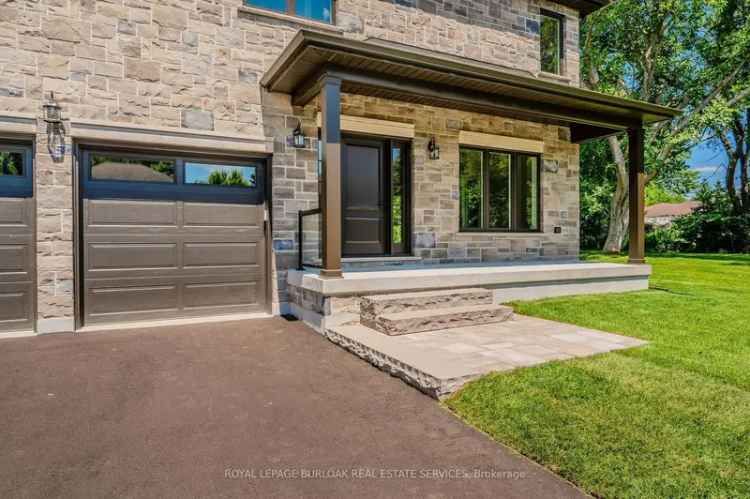 House For Sale in Burlington, Ontario