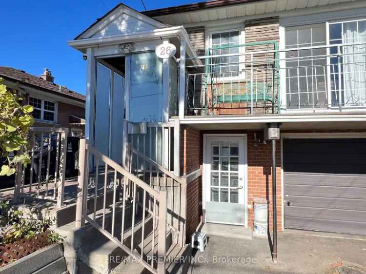 House For Sale in Toronto, Ontario