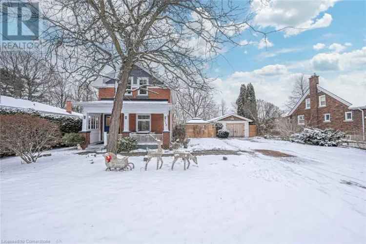 Charming 3-Bedroom Home with Cottage Addition and Private Backyard in Old Milton