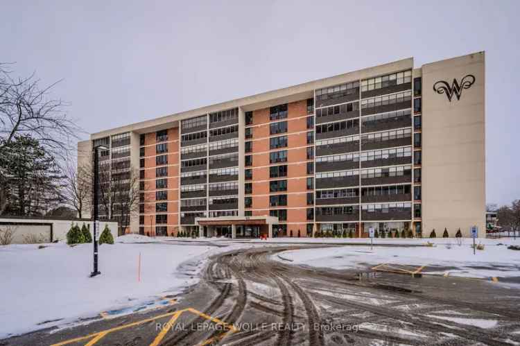 Condo For Sale in 65, Westmount Road North, Waterloo, Ontario