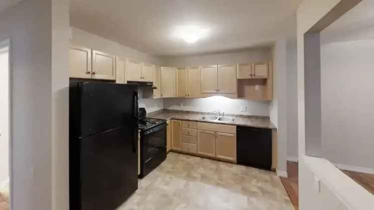 Spacious 2-Bedroom Townhouse - First Month Free