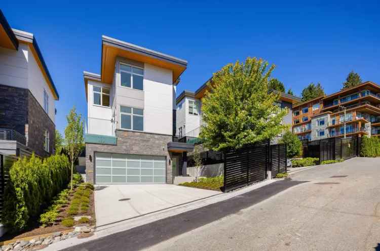 A $3,239,900.00 House/Single Family with 3 bedrooms in Park Royal, West Vancouver