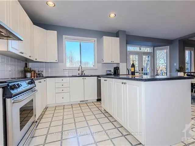 House For Sale in Ottawa, Ontario