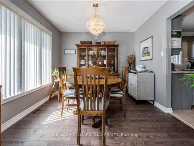 House For Sale in Barrie, Ontario