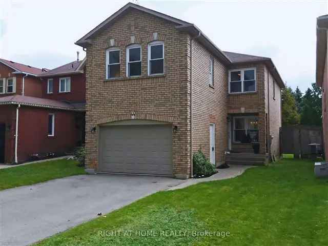 Spacious Family Home All Brick Huge Premium Lot No Neighbours Behind