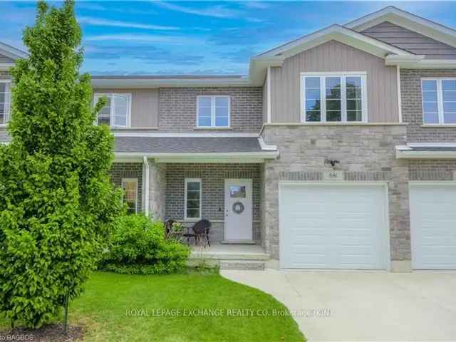 Downtown Kincardine Townhome 3 Beds 4 Baths 2300 sq ft