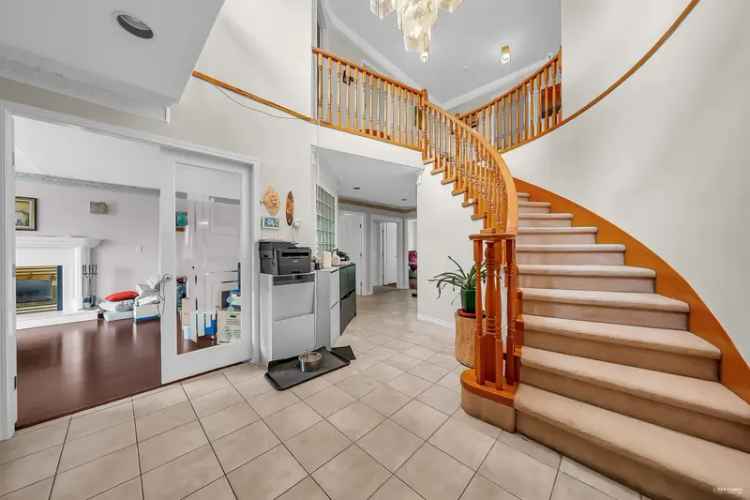 Lynn Valley House for Sale 7 Beds 6 Baths 4200 sqft